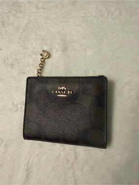 Coach Snap Wallet in Signature Canvas